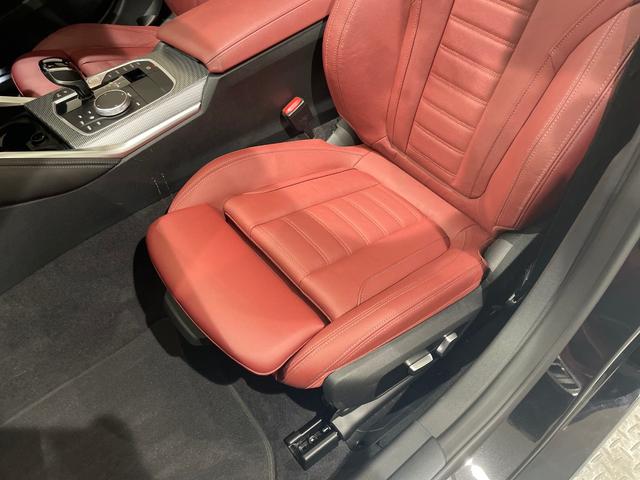 ４シリーズ Ｍ４４０ｉ　ｘＤｒｉｖｅグランクーペ　レッドレザーシート　ハーマンカードンスピーカー　サンルーフ　電動シート　シートヒーター　駐車支援システム　純正ナビゲーション（19枚目）