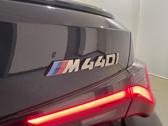 ４シリーズ Ｍ４４０ｉ　ｘＤｒｉｖｅグランクーペ　レッドレザーシート　ハーマンカードンスピーカー　サンルーフ　電動シート　シートヒーター　駐車支援システム　純正ナビゲーション（52枚目）