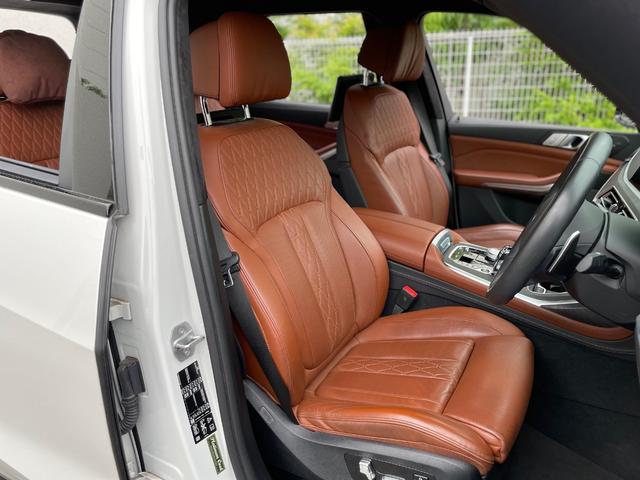 Ｘ７ ｘＤｒｉｖｅ　３５ｄ　Ｍスポーツ　ブラウンレザーシート　シートマッサージ　サンルーフ　３６０度カメラ　純正ナビゲーション　シートヒーター　エアサス（2枚目）