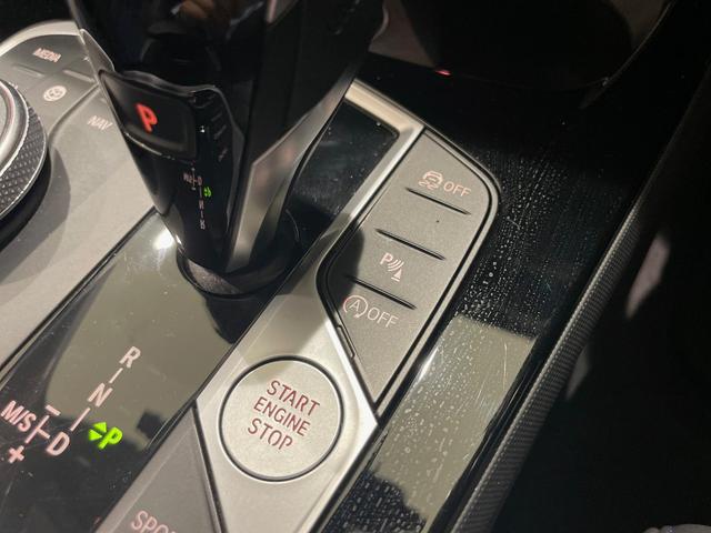 １シリーズ １１８ｄ　Ｍスポーツ　ヘッドアップディスプレイ　純正ナビゲーション　駐車支援システム　電動シート　電動ゲート　Ｂｌｕｅｔｏｏｔｈ（34枚目）