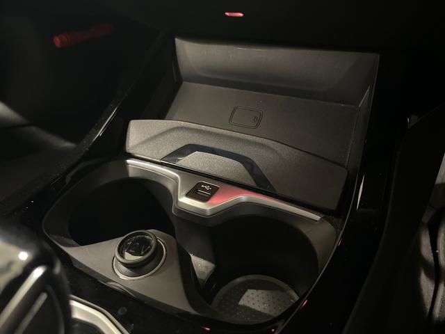 １シリーズ １１８ｄ　Ｍスポーツ　ヘッドアップディスプレイ　純正ナビゲーション　駐車支援システム　電動シート　電動ゲート　Ｂｌｕｅｔｏｏｔｈ（36枚目）