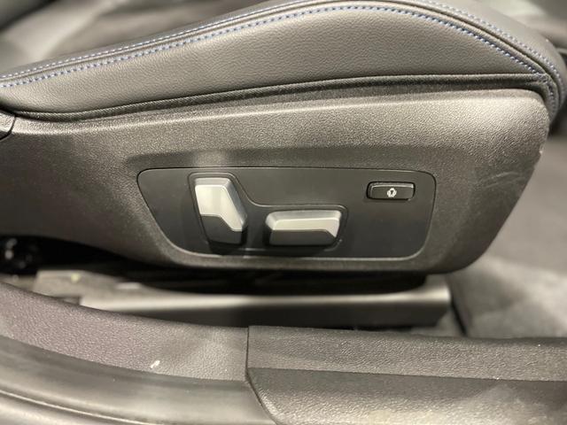 ３シリーズ ３２０ｄ　ｘＤｒｉｖｅ　Ｍスポーツ　アルカンタラシート　純正ナビゲーション　電動シート　駐車支援システム　シートヒーター　Ｂｌｕｅｔｏｏｔｈ（5枚目）