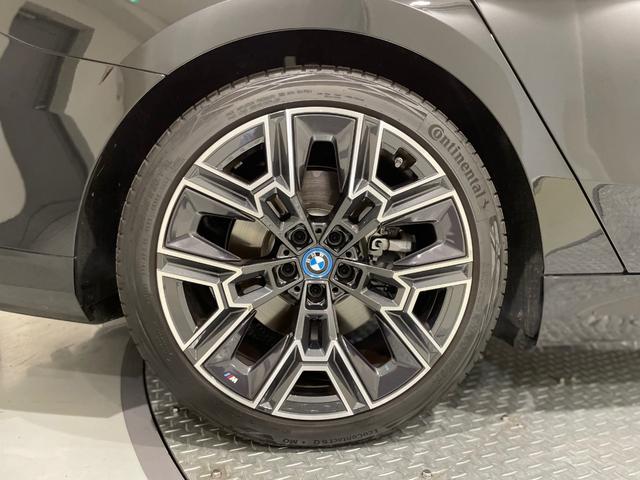 ｉ５ ｅＤｒｉｖｅ　４０ツーリング　Ｍスポーツ　セレクトパッケージ　Ｂ＆Ｗスピーカー　Ｂｌｕｅｔｏｏｔｈ　駐車支援システム　純正ナビゲーション　レンタカーアップ（51枚目）