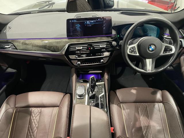 ５シリーズ ５３０ｅ　Ｍスポーツ　エディションジョイ＋　ブラウンレザーシート　３６０度カメラ　純正ナビゲーションシステム　バックカメラ　アクティブクルーズコントロール　ＬＥＤヘッドライト（20枚目）