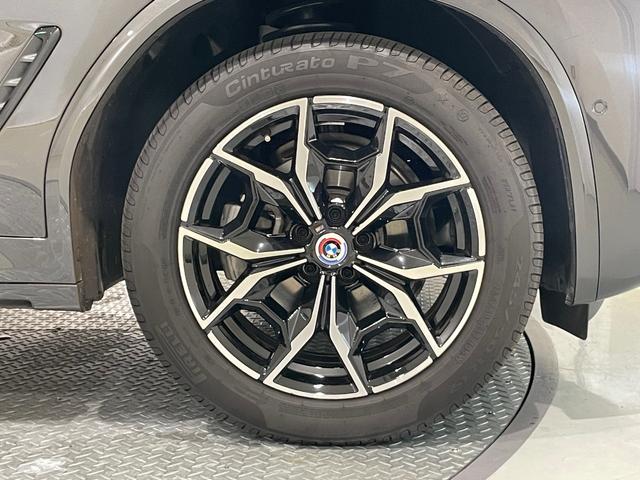 Ｘ４ ｘＤｒｉｖｅ　２０ｄ　Ｍスポーツ　ブラックレザーシート（レッドステッチ）　フルセグテレビ　アクティブクルーズコントロール　サンルーフ　ステアリングヒーター　３６０度カメラ（8枚目）
