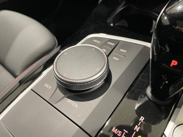 Ｘ４ ｘＤｒｉｖｅ　２０ｄ　Ｍスポーツ　ブラックレザーシート（レッドステッチ）　フルセグテレビ　アクティブクルーズコントロール　サンルーフ　ステアリングヒーター　３６０度カメラ（11枚目）