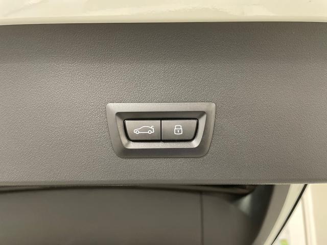 Ｘ３ Ｍ５０　ｘＤｒｉｖｅ　カーブドディスプレイ　３６０度カメラ　純正ナビゲーションシステム　サンルーフ　ハーマンカードン　アクティブクルーズコントロール（13枚目）