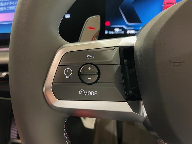Ｘ２ Ｍ３５ｉ　ｘＤｒｉｖｅ　ハーマンカードンスピーカー　アクティブクルーズコントロール　障害物センサー　衝突被害軽減ブレーキ　３６０度カメラ　ＥＴＣ　電動シート　オートトランク（21枚目）