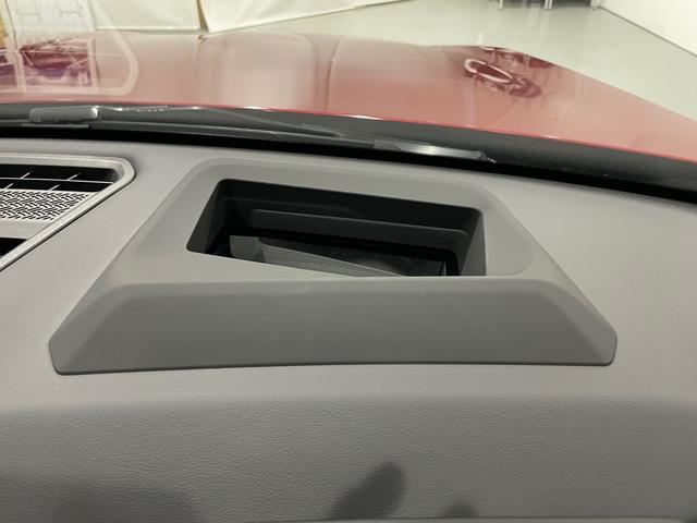 Ｘ２ Ｍ３５ｉ　ｘＤｒｉｖｅ　ハーマンカードンスピーカー　アクティブクルーズコントロール　障害物センサー　衝突被害軽減ブレーキ　３６０度カメラ　ＥＴＣ　電動シート　オートトランク（30枚目）