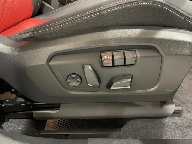 Ｘ２ Ｍ３５ｉ　ｘＤｒｉｖｅ　ハーマンカードンスピーカー　アクティブクルーズコントロール　障害物センサー　衝突被害軽減ブレーキ　３６０度カメラ　ＥＴＣ　電動シート　オートトランク（53枚目）
