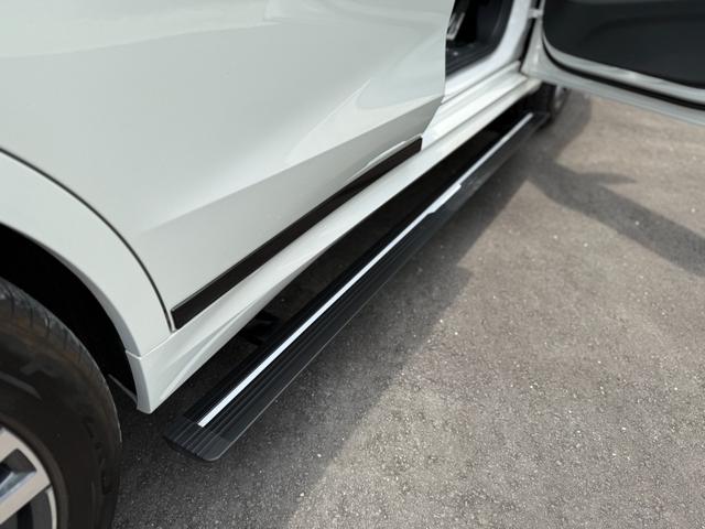 Ｘ７ ｘＤｒｉｖｅ　４０ｄ　Ｍスポーツ　ブラックレザー　ハーマンカードンスピーカー　サンルーフ　障害物センサー　３６０度カメラ　衝突被害軽減ブレーキ　フルセグＴＶ（9枚目）
