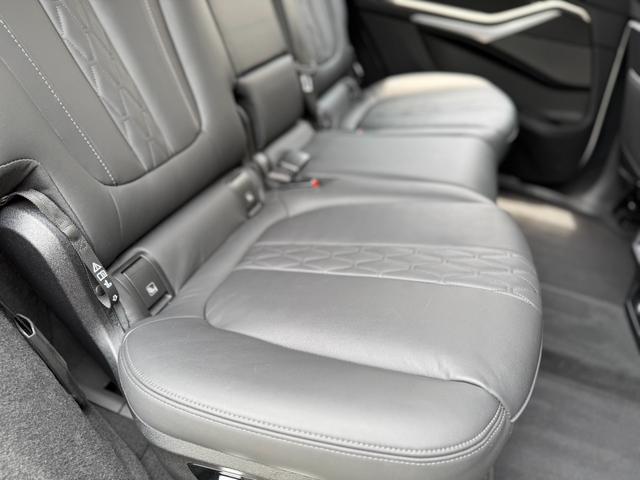 Ｘ７ ｘＤｒｉｖｅ　４０ｄ　Ｍスポーツ　ブラックレザー　ハーマンカードンスピーカー　サンルーフ　障害物センサー　３６０度カメラ　衝突被害軽減ブレーキ　フルセグＴＶ（13枚目）