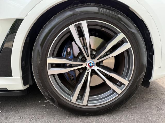 Ｘ７ ｘＤｒｉｖｅ　４０ｄ　Ｍスポーツ　ブラックレザー　ハーマンカードンスピーカー　サンルーフ　障害物センサー　３６０度カメラ　衝突被害軽減ブレーキ　フルセグＴＶ（47枚目）