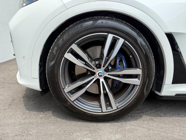 Ｘ７ ｘＤｒｉｖｅ　４０ｄ　Ｍスポーツ　ブラックレザー　ハーマンカードンスピーカー　サンルーフ　障害物センサー　３６０度カメラ　衝突被害軽減ブレーキ　フルセグＴＶ（50枚目）