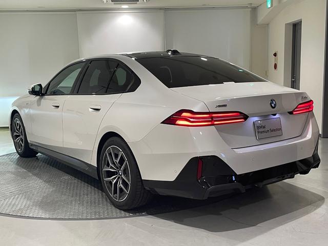 ５シリーズ ５２３ｄ　ｘＤｒｉｖｅ　Ｍスポーツ　セレクトパッケージ　ハーマンカードンスピーカー　サンルーフ　衝突被害軽減ブレーキ　アクティブクルーズコントロール　３６０度カメラ（44枚目）