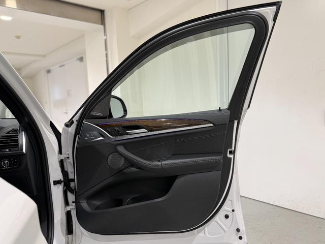 Ｘ３ ｘＤｒｉｖｅ　２０ｄ　Ｍスポーツ　アクティブクルーズコントロール　パノラマサンルーフ　３６０度カメラ　フルセグテレビ　シートヒーター　ハンズオフ　ヘッドアップディスプレイ（9枚目）