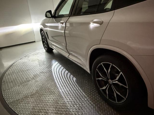 Ｘ３ ｘＤｒｉｖｅ　２０ｄ　Ｍスポーツ　アクティブクルーズコントロール　パノラマサンルーフ　３６０度カメラ　フルセグテレビ　シートヒーター　ハンズオフ　ヘッドアップディスプレイ（46枚目）