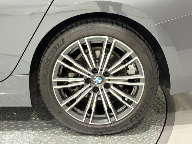 ３シリーズ ３２０ｉツーリング　Ｍスポーツ　アクティブクルーズコントロール　３６０度カメラ　障害物センサー　衝突被害軽減ブレーキ　シートヒーター　オートトランク　電動シート（45枚目）