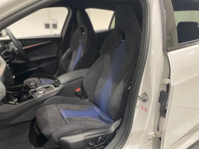 １シリーズ Ｍ１３５ｉ　ｘＤｒｉｖｅ　アルカンタラシート　ヘッドアップディスプレイ　純正ナビゲーション　駐車支援システム　シートヒーター（15枚目）