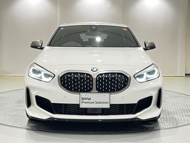 １シリーズ Ｍ１３５ｉ　ｘＤｒｉｖｅ　アルカンタラシート　ヘッドアップディスプレイ　純正ナビゲーション　駐車支援システム　シートヒーター（39枚目）
