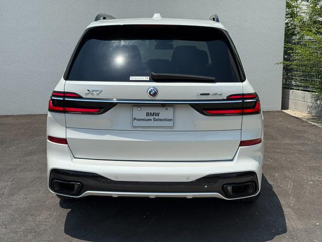 Ｘ７ ｘＤｒｉｖｅ　４０ｄ　Ｍスポーツ　ｈａｒｍａｎ／ｋａｒｄｏｎスピーカー　エアサスペンション　黒革シート　サンルーフ　電動シート　駐車支援　シートヒーター　シートクーラー（31枚目）