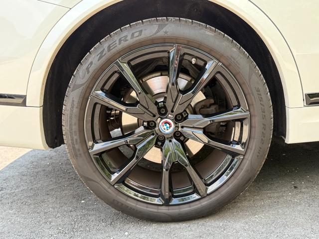 Ｘ７ ｘＤｒｉｖｅ　４０ｄ　Ｍスポーツ　ｈａｒｍａｎ／ｋａｒｄｏｎスピーカー　エアサスペンション　黒革シート　サンルーフ　電動シート　駐車支援　シートヒーター　シートクーラー（47枚目）