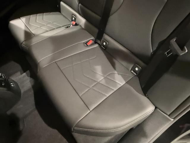 １シリーズ １２０ｄ　Ｍスポーツ　ハイラインパッケージ　テクノロジーパッケージ　３６０度カメラ　純正ナビゲーション　駐車支援システム　カーブドディスプレイ　アクティブクルーズコントロール　Ｂｌｕｅｔｏｏｔｈ（15枚目）