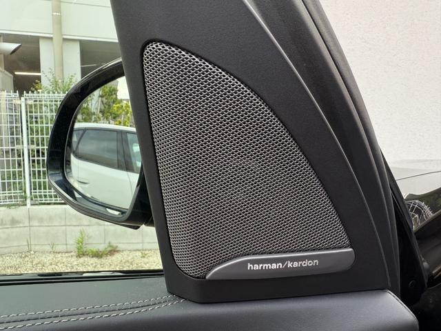 Ｘ７ Ｍ５０ｉ　リアエンターテイメント　ブラウンレザーシート　パノラマサンルーフ　セレクトパッケージ　純正ナビゲーションシステム　フルセグテレビ　３６０度カメラ　ｈａｒｍａｎ／ｋａｒｄｏｎスピーカー（18枚目）