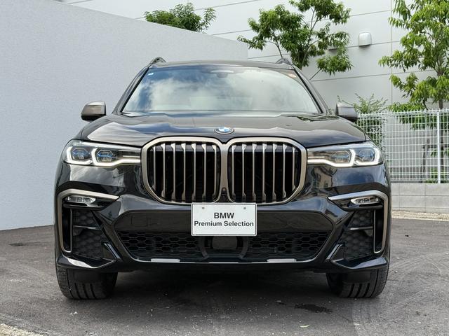 Ｘ７ Ｍ５０ｉ　リアエンターテイメント　ブラウンレザーシート　パノラマサンルーフ　セレクトパッケージ　純正ナビゲーションシステム　フルセグテレビ　３６０度カメラ　ｈａｒｍａｎ／ｋａｒｄｏｎスピーカー（35枚目）