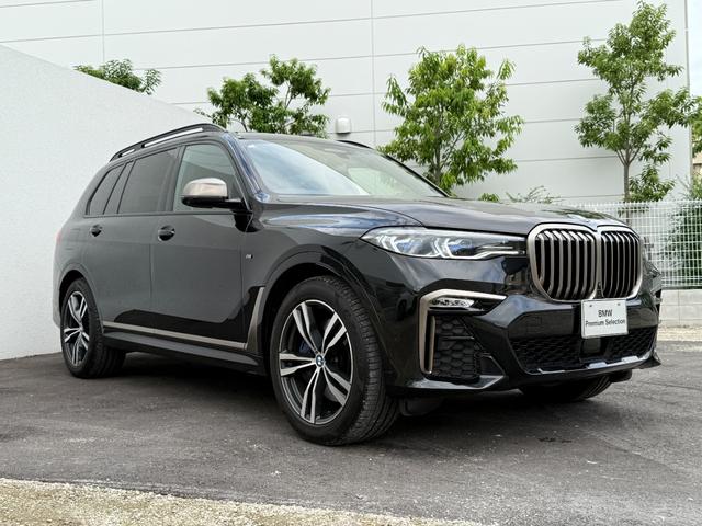 Ｘ７ Ｍ５０ｉ　リアエンターテイメント　ブラウンレザーシート　パノラマサンルーフ　セレクトパッケージ　純正ナビゲーションシステム　フルセグテレビ　３６０度カメラ　ｈａｒｍａｎ／ｋａｒｄｏｎスピーカー（41枚目）