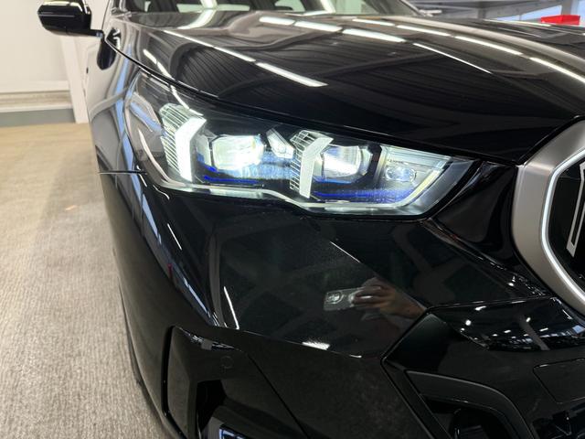 ５シリーズ ５２３ｉ　Ｍスポーツ　アクティブクルーズコントロール　ハンズオフシステム（手放し運転）　３６０度カメラ　駐車支援システム　電動トランク　純正ナビ　ＬＥＤヘッドライト　ＥＴＣ　フルセグテレビ　元レンタカー（42枚目）