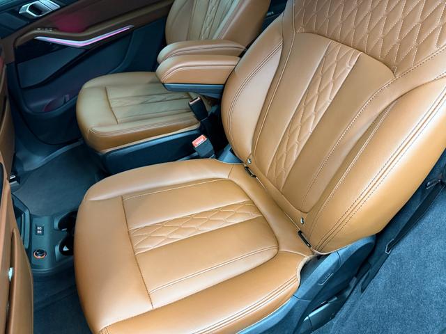 Ｘ７ ｘＤｒｉｖｅ　４０ｄ　Ｍスポーツ　ブラウンレザーシート　パノラマガラスサンルーフ　アクティブクルーズコントロール　ハーマンカードンスピーカー　３６０度カメラ　純正ナビ　ＬＥＤヘッドライト　元レンタカー（16枚目）