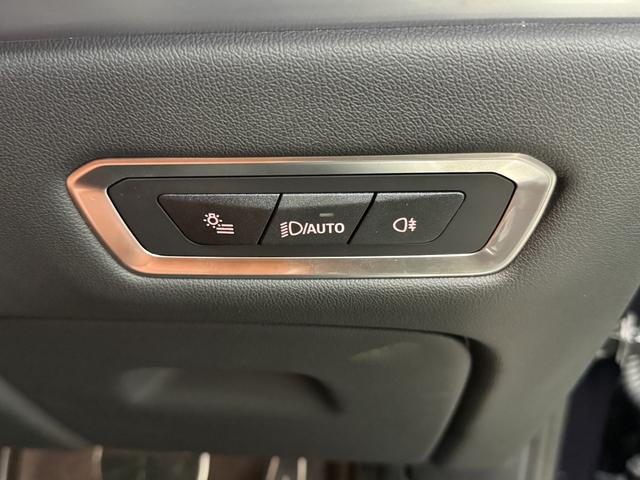 Ｘ７ ｘＤｒｉｖｅ　４０ｄ　Ｍスポーツ　ブラウンレザーシート　パノラマガラスサンルーフ　アクティブクルーズコントロール　ハーマンカードンスピーカー　３６０度カメラ　純正ナビ　ＬＥＤヘッドライト　元レンタカー（22枚目）