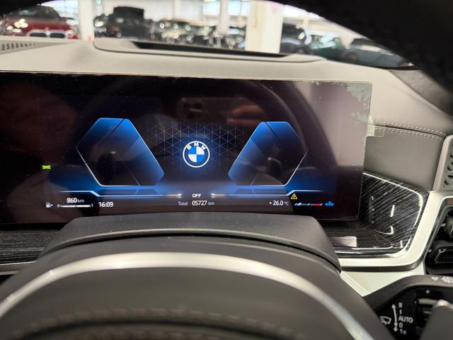 Ｘ７ ｘＤｒｉｖｅ　４０ｄ　Ｍスポーツ　ブラウンレザーシート　パノラマガラスサンルーフ　アクティブクルーズコントロール　ハーマンカードンスピーカー　３６０度カメラ　純正ナビ　ＬＥＤヘッドライト　元レンタカー（25枚目）