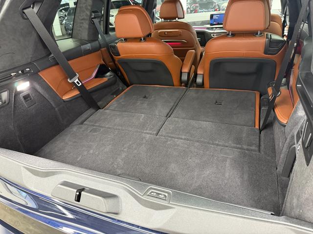 Ｘ７ ｘＤｒｉｖｅ　４０ｄ　Ｍスポーツ　ブラウンレザーシート　パノラマガラスサンルーフ　アクティブクルーズコントロール　ハーマンカードンスピーカー　３６０度カメラ　純正ナビ　ＬＥＤヘッドライト　元レンタカー（39枚目）