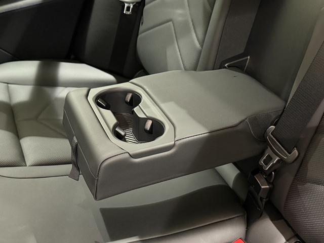 ５シリーズ ５２３ｄ　ｘＤｒｉｖｅ　Ｍスポーツ　アクティブクルーズコントロール　オートトランク　シートヒーター　衝突被害軽減ブレーキ　障害物センサー　３６０度カメラ　フロントカメラ（13枚目）