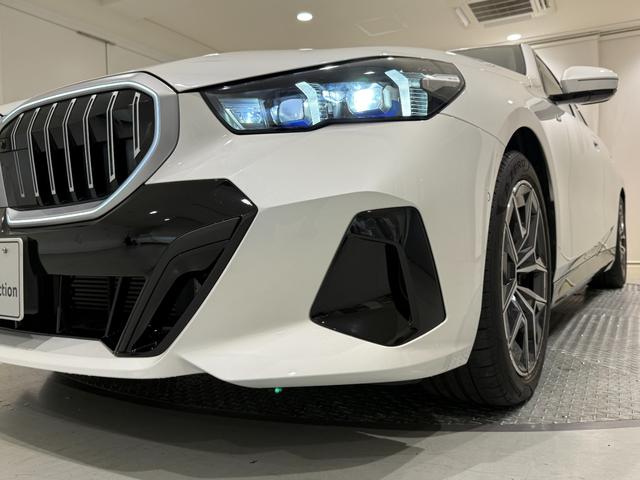 ５シリーズ ５２３ｄ　ｘＤｒｉｖｅ　Ｍスポーツ　アクティブクルーズコントロール　オートトランク　シートヒーター　衝突被害軽減ブレーキ　障害物センサー　３６０度カメラ　フロントカメラ（38枚目）