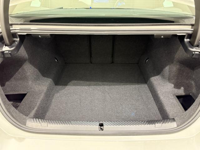 ５シリーズ ５２３ｄ　ｘＤｒｉｖｅ　Ｍスポーツ　アクティブクルーズコントロール　オートトランク　シートヒーター　衝突被害軽減ブレーキ　障害物センサー　３６０度カメラ　フロントカメラ（46枚目）