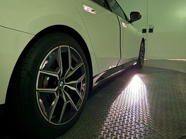 ５シリーズ ５２３ｄ　ｘＤｒｉｖｅ　Ｍスポーツ　アクティブクルーズコントロール　オートトランク　シートヒーター　衝突被害軽減ブレーキ　障害物センサー　３６０度カメラ　フロントカメラ（52枚目）