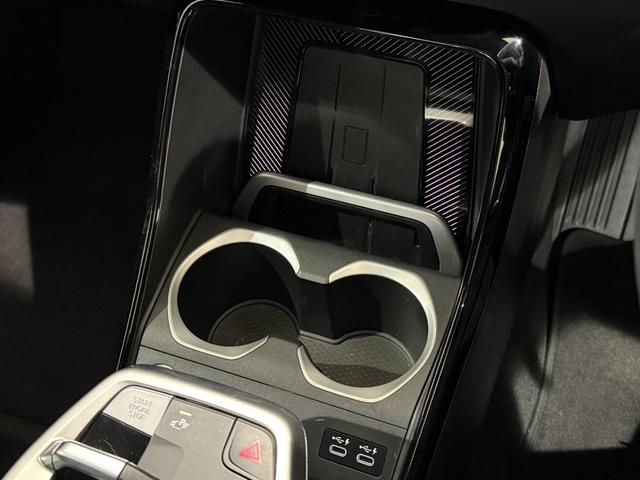 Ｘ１ ｘＤｒｉｖｅ　２０ｄ　Ｍスポーツ　アルカンタラシート　ヘッドアップディスプレイ　純正ナビゲーション　３６０度カメラ　駐車支援システム　アクティブクルーズコントロール（33枚目）