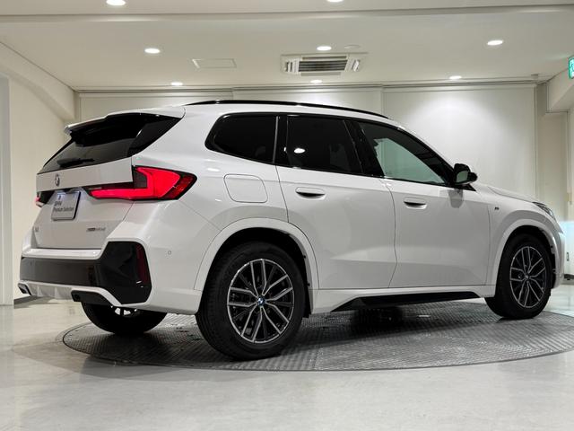 Ｘ１ ｘＤｒｉｖｅ　２０ｄ　Ｍスポーツ　アルカンタラシート　ヘッドアップディスプレイ　純正ナビゲーション　３６０度カメラ　駐車支援システム　アクティブクルーズコントロール（40枚目）