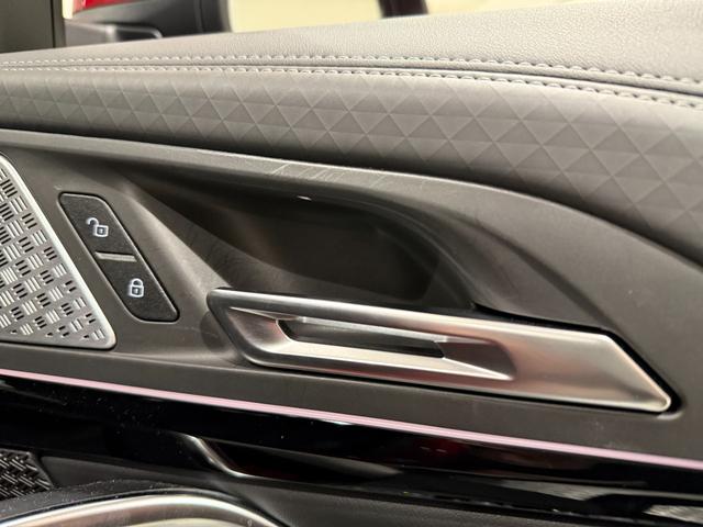 X2 xDrive 20i Mスポーツハイラインパッケージ ハーマンカードンスピーカー ヘッドアップディスプレイ シートヒーター 360度カメラ 衝突被害軽減ブレーキ 障害物センサー LEDヘッドライト(8枚目)