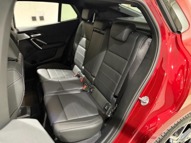 X2 xDrive 20i Mスポーツハイラインパッケージ ハーマンカードンスピーカー ヘッドアップディスプレイ シートヒーター 360度カメラ 衝突被害軽減ブレーキ 障害物センサー LEDヘッドライト(15枚目)