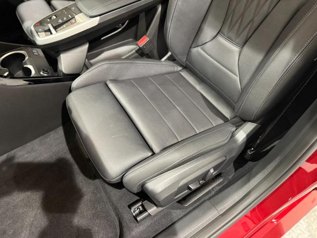 X2 xDrive 20i Mスポーツハイラインパッケージ ハーマンカードンスピーカー ヘッドアップディスプレイ シートヒーター 360度カメラ 衝突被害軽減ブレーキ 障害物センサー LEDヘッドライト(22枚目)