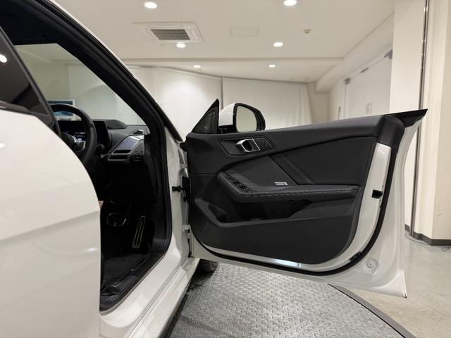 2シリーズ 220dグランクーペ Mスポーツハイラインパッケージ ハイラインパッケージ テクノロジーパッケージ harman/kardonスピーカー 純正ナビゲーション 360度カメラ アクティブクルーズコントロール 電動シート シートヒーター(6枚目)