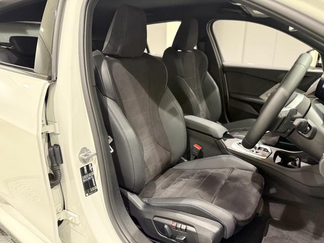 1シリーズ 120 Mスポーツ アルカンタラシート 純正ナビゲーション 電動シート シートヒーター 電動ゲート 駐車支援システム 360度カメラ アクティブクルーズコントロール(2枚目)