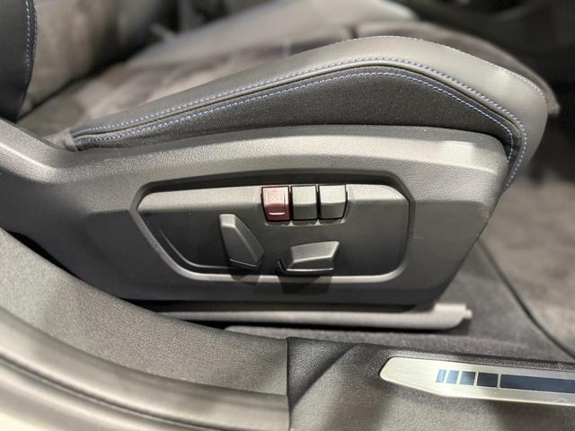 1シリーズ 120 Mスポーツ アルカンタラシート 純正ナビゲーション 電動シート シートヒーター 電動ゲート 駐車支援システム 360度カメラ アクティブクルーズコントロール(5枚目)