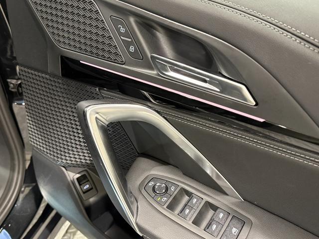 Ｘ１ ｘＤｒｉｖｅ　２０ｄ　ｘライン　３６０度カメラ　アクティブクルーズコントロール　障害物センサー　シートヒーター　オートトランク　電動シート　バックカメラ（4枚目）
