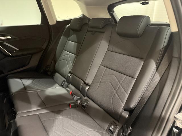 Ｘ１ ｘＤｒｉｖｅ　２０ｄ　ｘライン　３６０度カメラ　アクティブクルーズコントロール　障害物センサー　シートヒーター　オートトランク　電動シート　バックカメラ（12枚目）