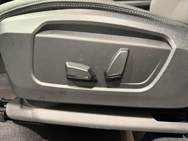 Ｘ１ ｘＤｒｉｖｅ　２０ｄ　ｘライン　３６０度カメラ　アクティブクルーズコントロール　障害物センサー　シートヒーター　オートトランク　電動シート　バックカメラ（15枚目）